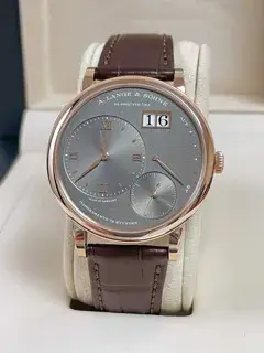 A. Lange & Söhne A. Lange & Söhne Lange 1 137.033 41mm Rose gold Gray