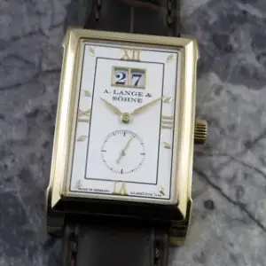 A. Lange & Söhne A. Lange & Söhne Cabaret 107.021 25.5mm Yellow gold Champagne