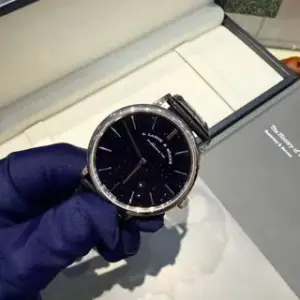 A. Lange & Söhne A. Lange & Söhne Saxonia 211.087 40mm White gold Black