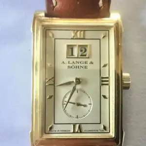 A. Lange & Söhne A. Lange & Söhne Cabaret 107.021 43mm Yellow gold Champagne