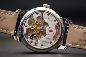 Akrivia Chronomètre Contemporain