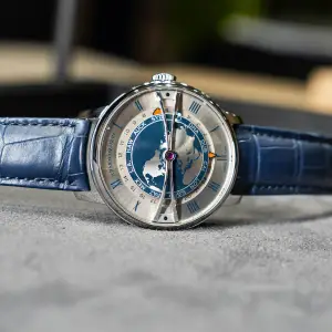 Arnold & Son Globetrotter 42 Steel