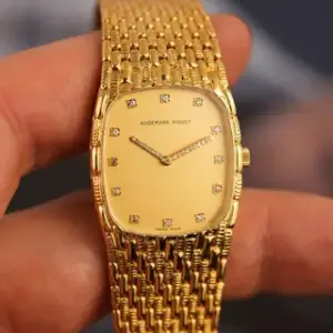 Audemars Piguet Audemars Piguet Cobra 27mm Yellow gold Golden