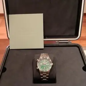 Ball Watch Ball Roadmaster DG3030B-S2C-GR 40mm Titanium Green