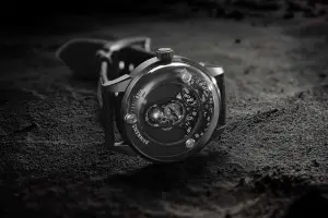 Behrens Apolar Black Moon
