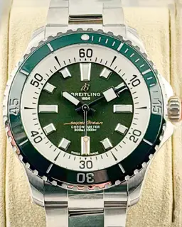 Breitling Breitling Superocean A17376A31L1A1 44mm Stainless steel Green