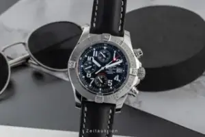Breitling Breitling Avenger A13380 43mm Stainless steel Black