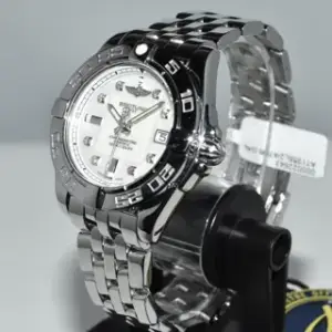 Breitling Breitling Galactic 32 A71356L2/A708/367A 32mm Stainless steel White