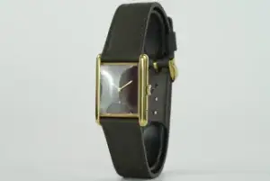Cartier Cartier Tank TOT-01925 23mm Yellow gold