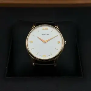 Chopard Chopard L.U.C 161902-5001 39.5mm Rose gold White