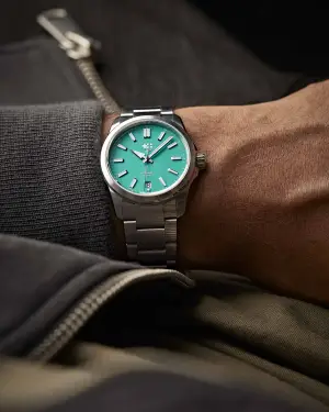 Christopher Ward C63 Sealander 36mm