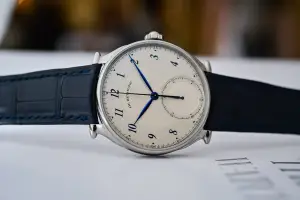 De Bethune DB Eight Chronograph Monopusher