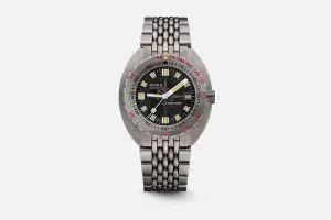 Doxa SUB 300T Sharkhunter Clive Cussler