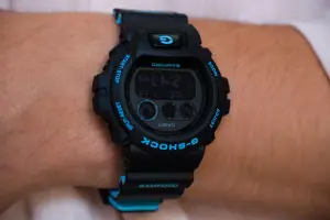 G-SHOCK DW6900BWD