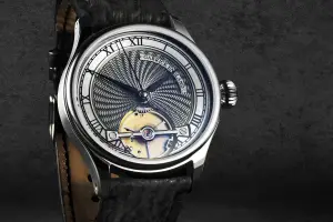 Garrick S2 Central Seconds