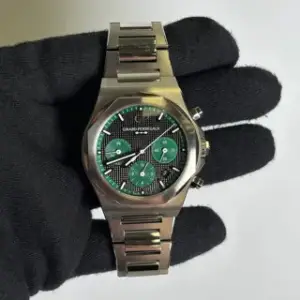 Girard-Perregaux Girard-Perregaux Laureato 81020-11-3254-1GM 42mm Stainless steel Multiple