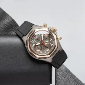 Girard-Perregaux Girard-Perregaux Laureato 80180-26-212-FK6A 44mm Titanium Gray