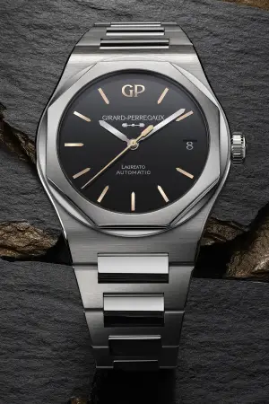 Girard-Perregaux Laureato 42mm Infinity Edition