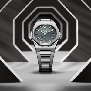 Girard-Perregaux Laureato 42mm