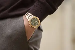 Girard-Perregaux Laureato 42mm Pink Gold Ultramarine Blue and Sage Green