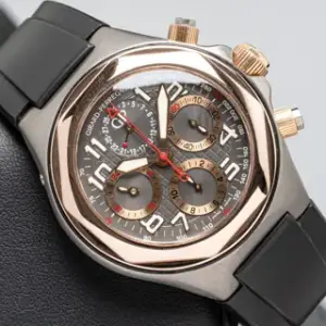 Girard-Perregaux Girard-Perregaux Laureato 80180-26-212-FK6A 44mm Rose gold and Titanium Gray