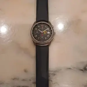 Girard-Perregaux Girard-Perregaux Ferrari 4910 38mm Stainless steel Black
