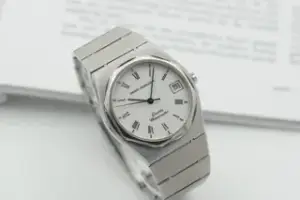 Girard-Perregaux Girard-Perregaux Laureato 4266VA 35mm Stainless steel White