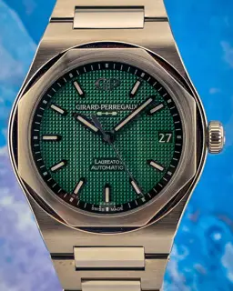 Girard-Perregaux Girard-Perregaux Laureato 81010-11-3153-1CM 42mm Stainless steel Green