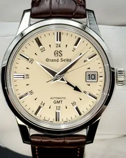 Grand Seiko Grand Seiko Elegance SBGM221G 39.5mm Stainless steel Champagne