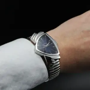 Hamilton Hamilton Ventura H24411142 32mm Stainless steel Blue