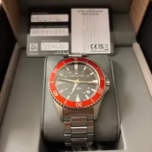 Hamilton Hamilton Khaki Navy H82335131 40mm Stainless steel Black