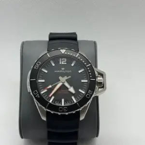 Hamilton Hamilton Khaki Navy H77825330 46mm Stainless steel Black