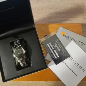 Hamilton Hamilton Ventura H244110 32mm