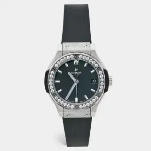 Hublot Hublot Classic Fusion 581.NX.1170.RX.1104 33mm Titanium Black