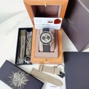 Jaeger-LeCoultre Jaeger-LeCoultre Polaris Q902843J 42mm Stainless steel Gray
