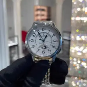 Jaeger-LeCoultre Jaeger-LeCoultre Rendez-Vous Q3618190 38mm White gold Silver