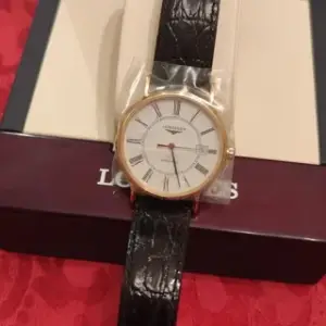 Longines Longines Presence L4.921.1.11.2 38.5mm Stainless steel White