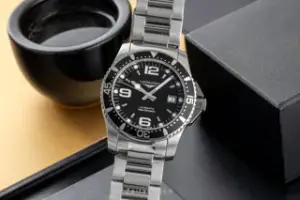 Longines Longines HydroConquest L3.742.4.56.6 41mm Stainless steel Black