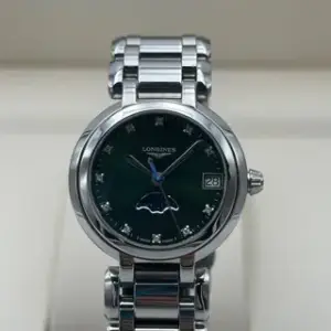 Longines Longines PrimaLuna L8.115.4.67.6 30.5mm Stainless steel Green