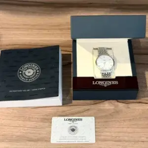Longines Longines Elegant L4.910.4.11.6 39mm Stainless steel White