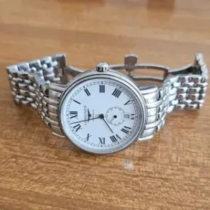 Longines Longines Presence L4.904.4.11.6 39mm