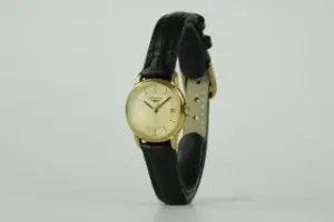 Longines Longines Les Grandes Classiques L4.177.2 24mm Gold-plated Champagne
