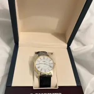Longines Longines Presence L4.921.2.11.2 38.5mm Stainless steel White