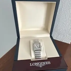 Longines Longines DolceVita L5.200.0.75.6 21.5mm Stainless steel Silver