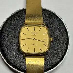 Longines Longines Presence 25209218 30mm Yellow gold Golden