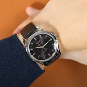 Longines Longines Conquest Heritage L1.650.4.52.2 40mm Stainless steel Black