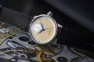 Louis Erard Le Chronographe Monopoussoir Louis Erard x Massena LAB