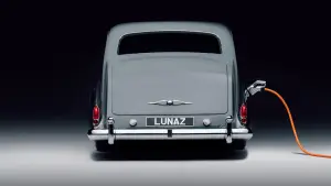 Lunaz Design Electric Classic Rolls Royce Phantom V