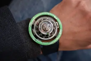 MB&F HM7 Aquapod Ti Green