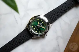 Nivada Grenchen Antarctic Diver Green